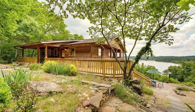 Eagle Rock Gem on Table Rock Lake w/Decks & Grill