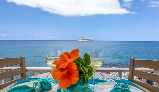 🌊 EPIC Oceanfront Condo at Hale Kona Kai #403, TOP FLOOR, ELEVATOR, CENTRAL AC 🐬
