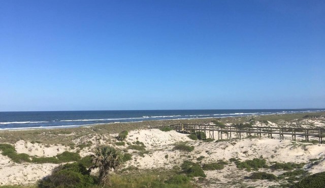 Fabulous 3BR/3BA Ocean Front Condo