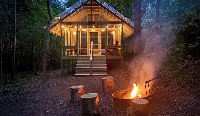 Glamping Screenhouse at Kerr Lake — "The Hideaway"