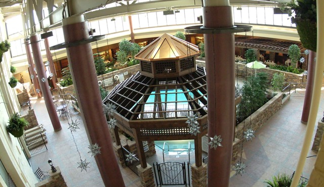Holiday Inn Blmgtn Arpt South - Mall Area by IHG