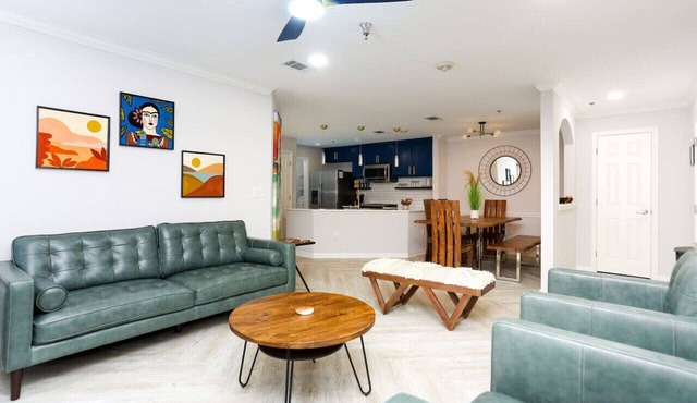 Howdy Holiday: Upscale Retreat Medical Center