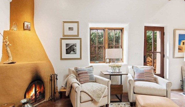 Kiva Fireplace, Peaceful Luxury, Walk Everywhere