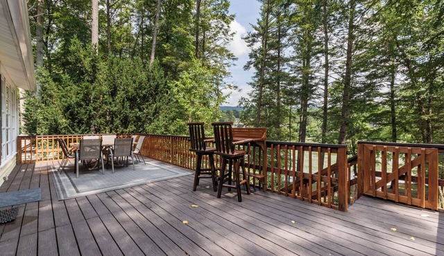 Lakefront Retreat,Sleeps 8, Kayaks & Fishing