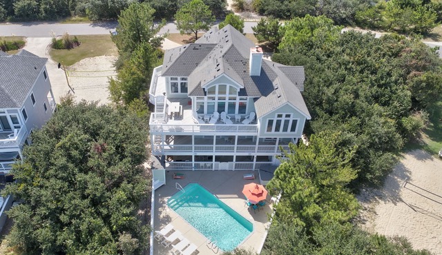 Luxury 5BR | Private Pool | Hot Tub | Deck