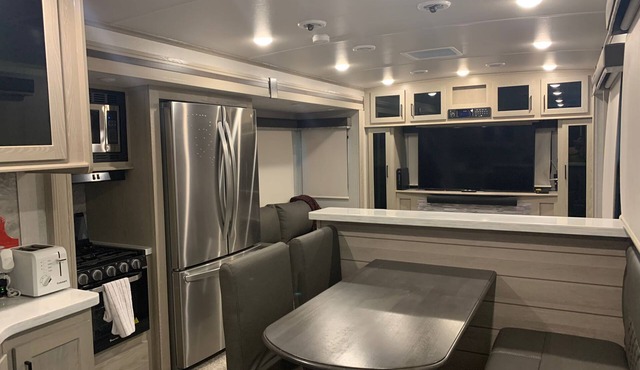 Luxury Trailer on Water in Back Bay Sandbridge