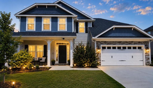 Near Raleigh with 6-Beds huge Home Sleeps 12