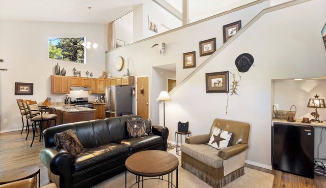 New Listing! Quaint Pagosa Townhome | Peekaboo Lake Views