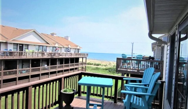 Ocean View End-Unit Townhome | Steps to Beach | Pool, Bikes & More
