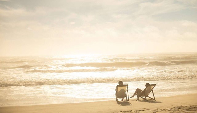 Outer Banks Oceanfront | Pool, Spa & Dining