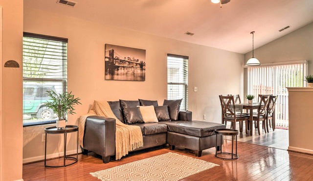 Pet-Friendly Retreat w/Yard: ~ 8 Mi to Downtown!