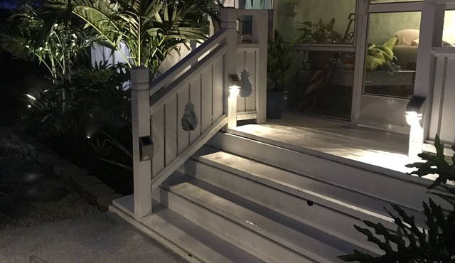 PINEAPPLE HOUSE- Waterfront- Private Beach-Jan-Feb-Mar 2027 AVAILABLE