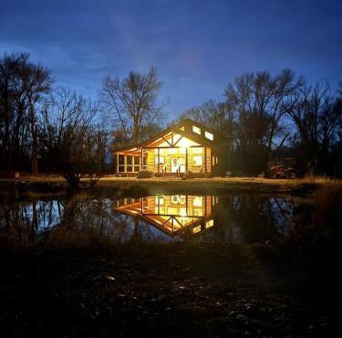 River Front Cabin