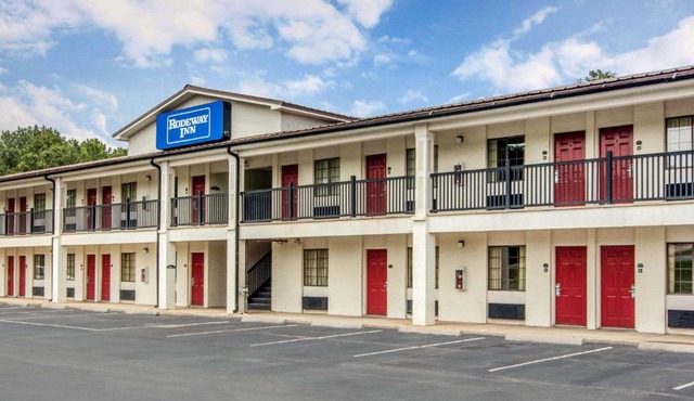 Rodeway Inn La Grange East