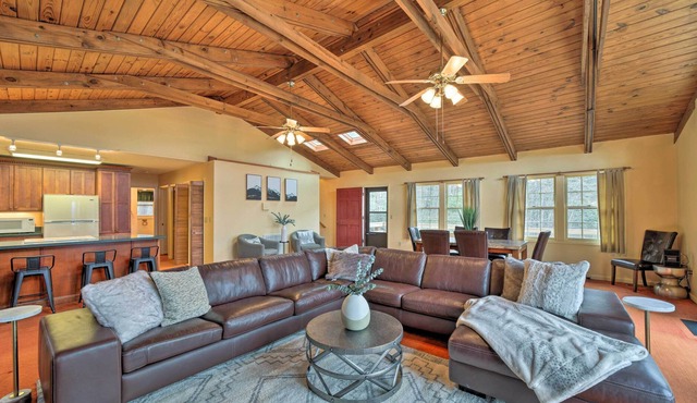 Rustic Clyde Getaway w/ Maggie Valley Views!