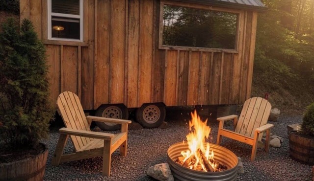 Rustic Wilderness Cabin Retreat Private Forest Getaway in East Tennessee