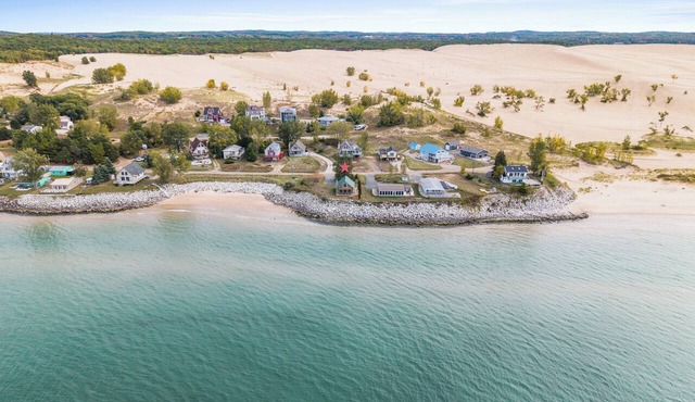Sandpiper Cottage Beautiful Private Lake Michigan Frontage