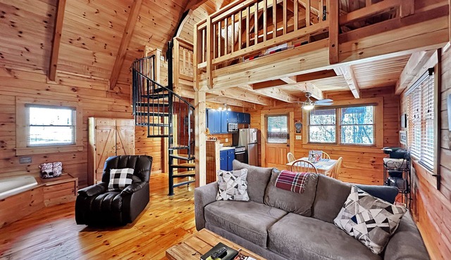 Spend Independence Day at The Deer- Fiber Wifi! - Close to Callaway Gardens