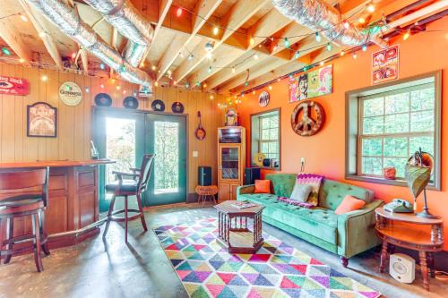 Stunning Views, Deck & Game Room: Warne Mtn Escape