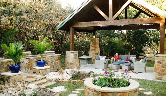 Texas Hill Country Hideaway–A Perfect getaway in Dripping Springs!