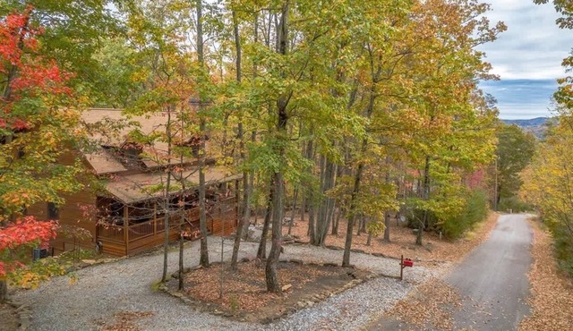 THREE BEARS CABIN, PRIVATE MOUNTAIN GETAWAY