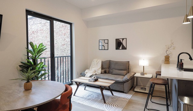Unit 6: Studio/Queen +Sofa Bed in the heart of DC