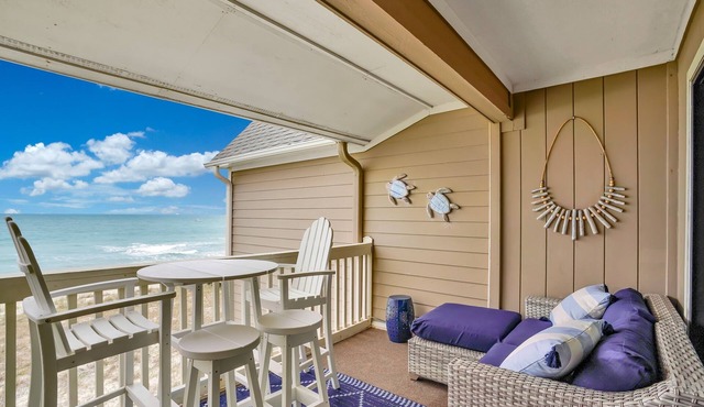 ~Updated~ Top Floor Oceanfront Penthouse - Pool, Large Deck, Stunning Views!