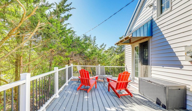 Walk to Broadkill Beach: Sleek Family Home w/Deck