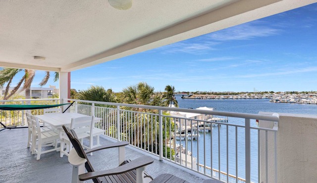 Waterfront Condo Dock Pool Near Duval St