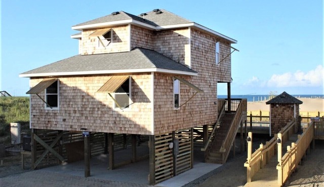 Whalebone Oceanfront 3 Bedroom Cottage B