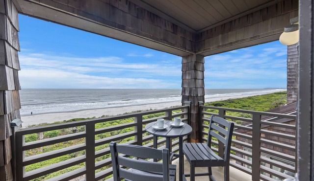 Windswept 4463! Oceanfront 3 BR Condo, Great Location!