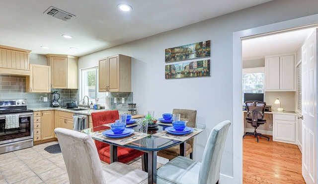 Work, Explore & Unwind: Convenient San Antonio Gem in San Antonio