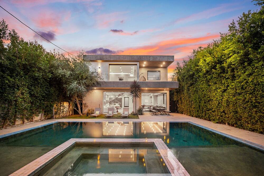 Photo of Outdoor in Melrose