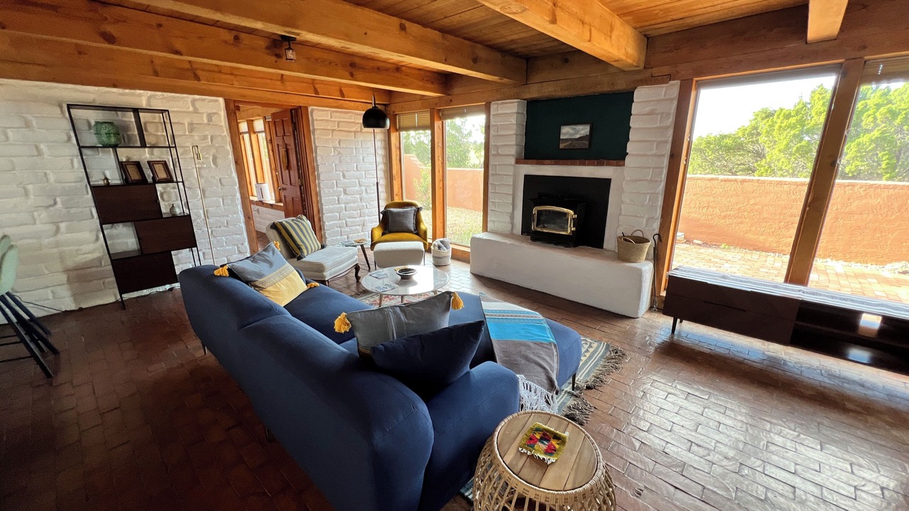 Photo of Livingroom in Eldorado at Santa Fe