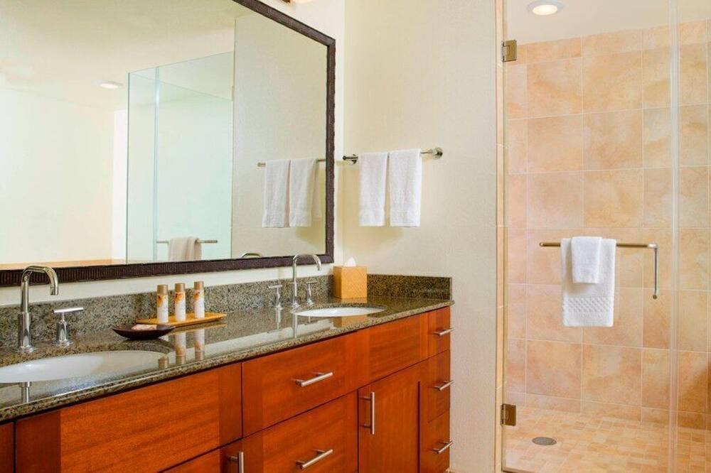 Photo of Bathroom in Lihue