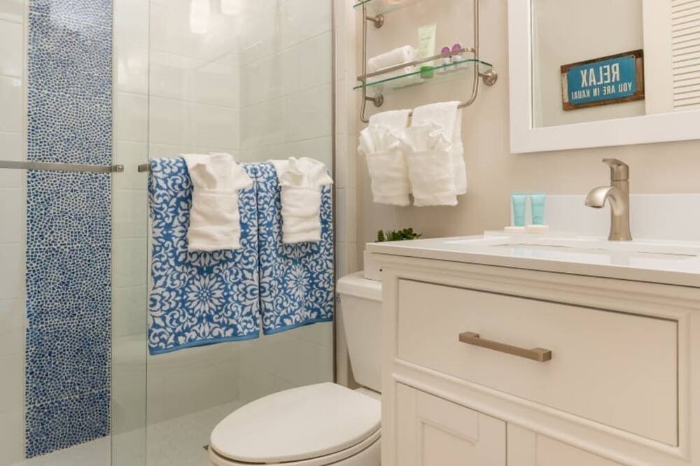 Photo of Bathroom in Lihue