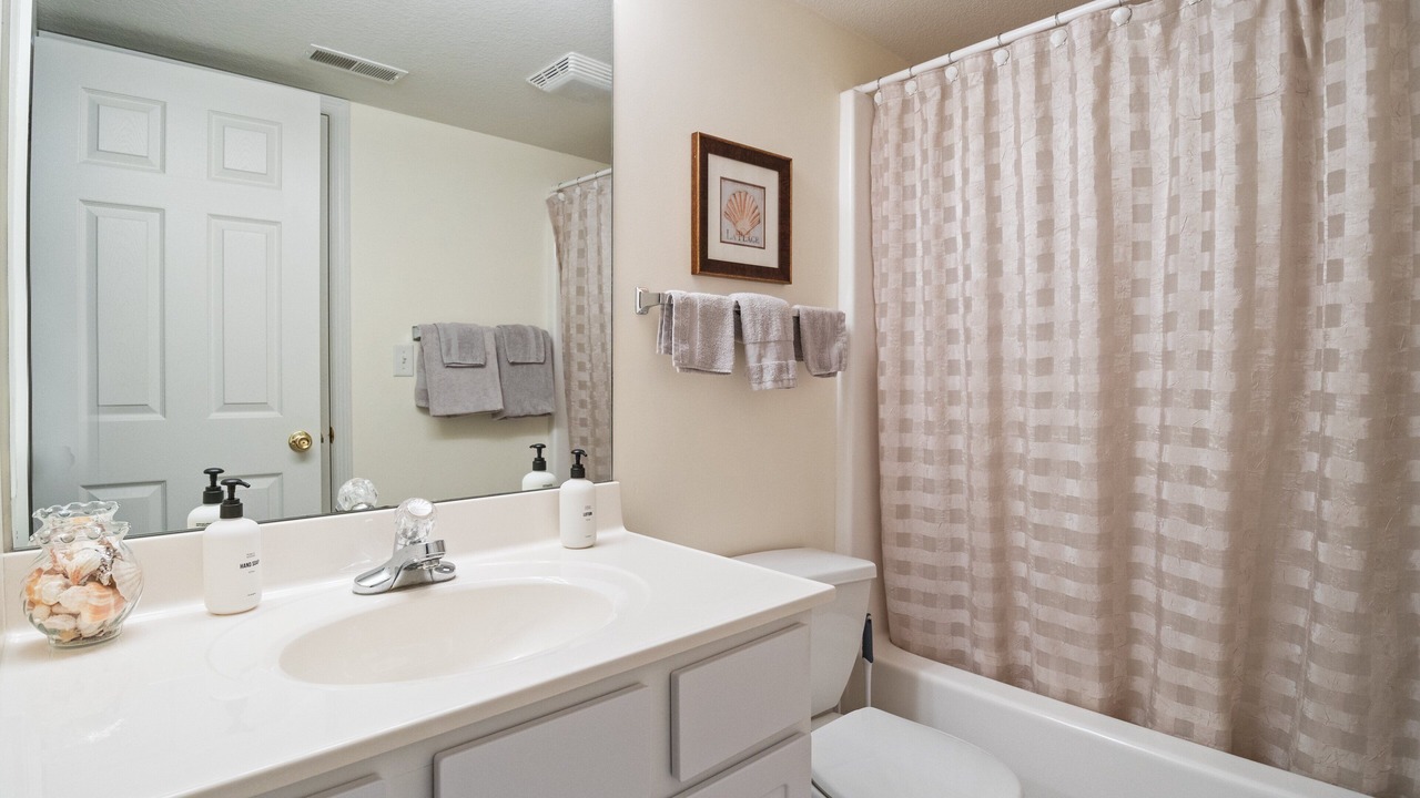 Photo of Bathroom in Village of Four Seasons