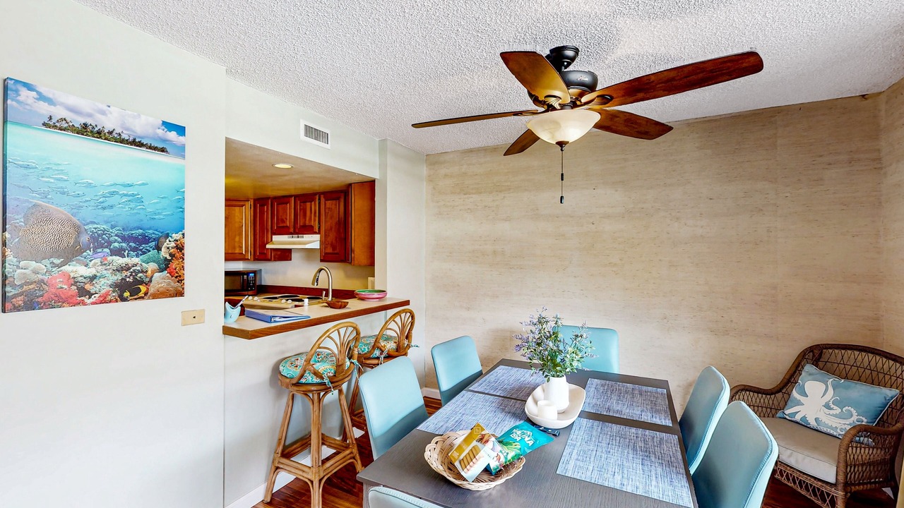 Photo of Others in Kahaluu Bay
