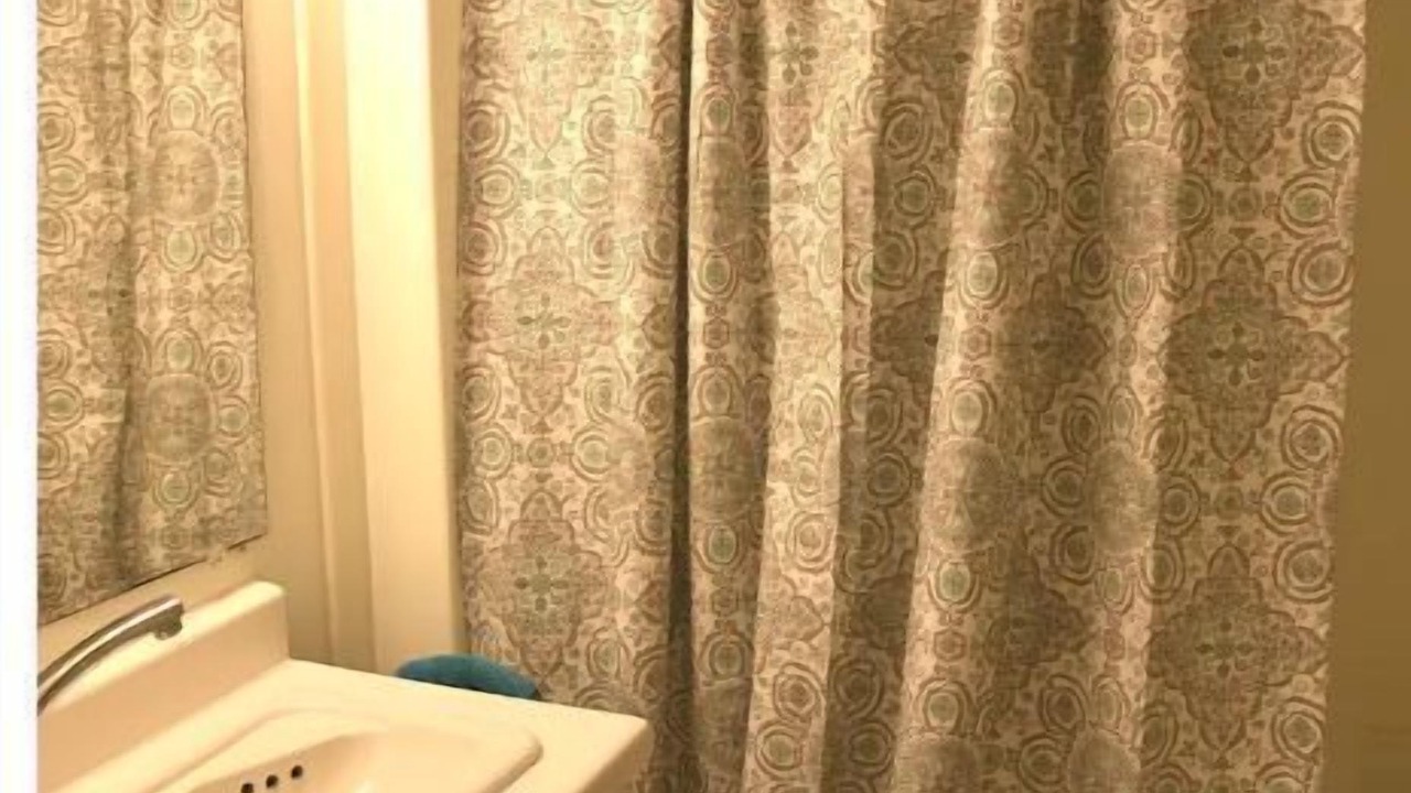 Photo of Bathroom in Lower Avenues
