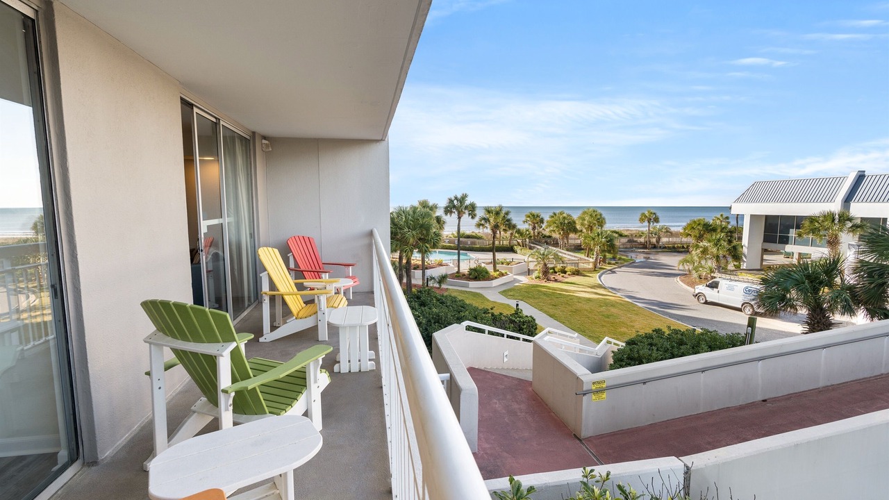 Photo of Patio Balcony in Arcadian Shores