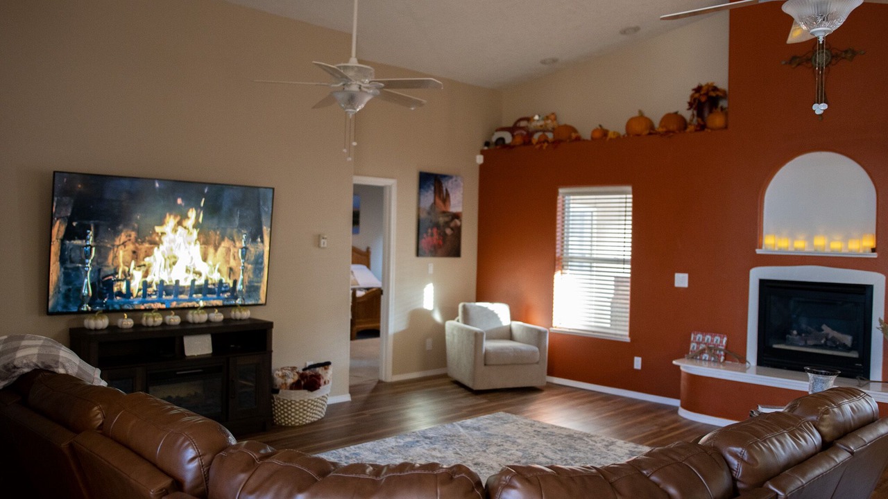 Photo of Livingroom in Farmington