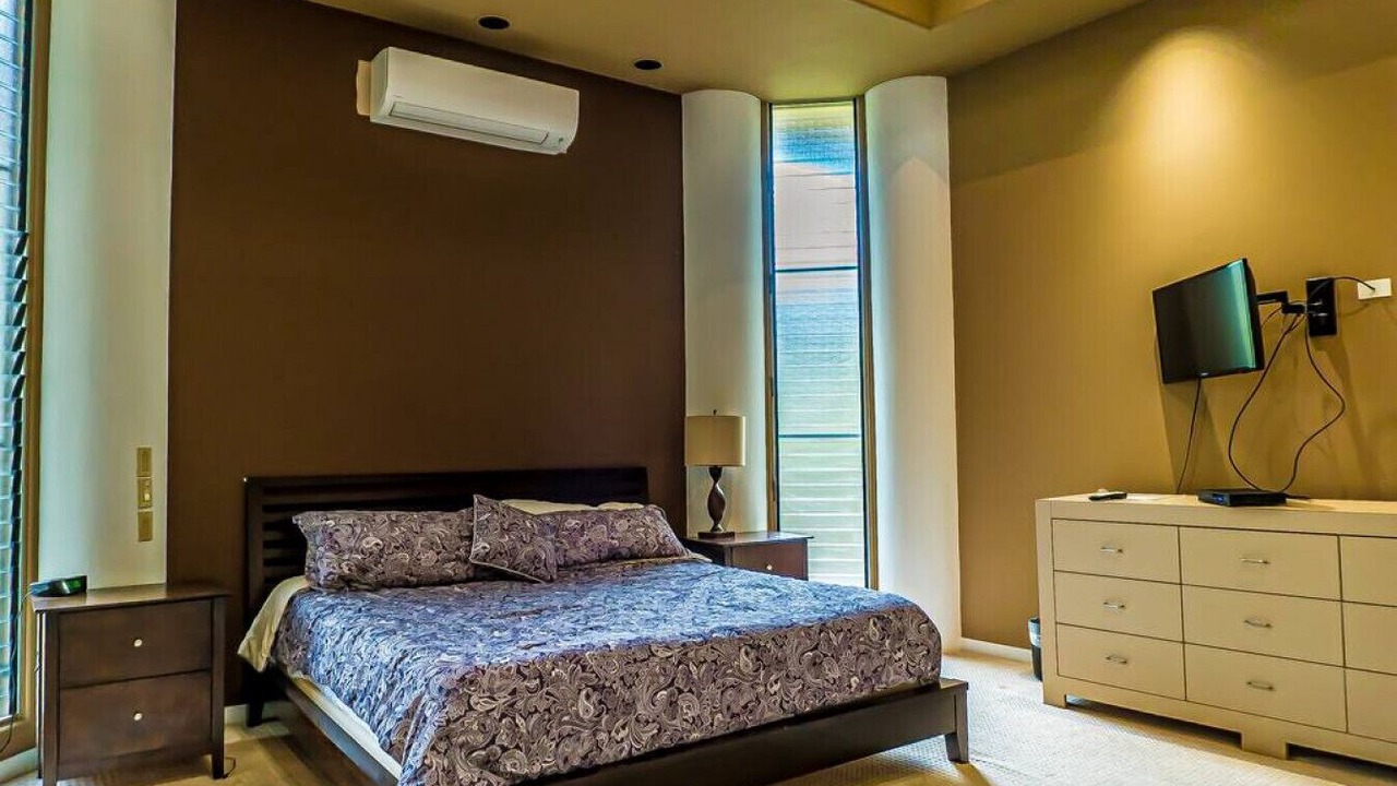Photo of Bedroom in Kahaluu-Keauhou