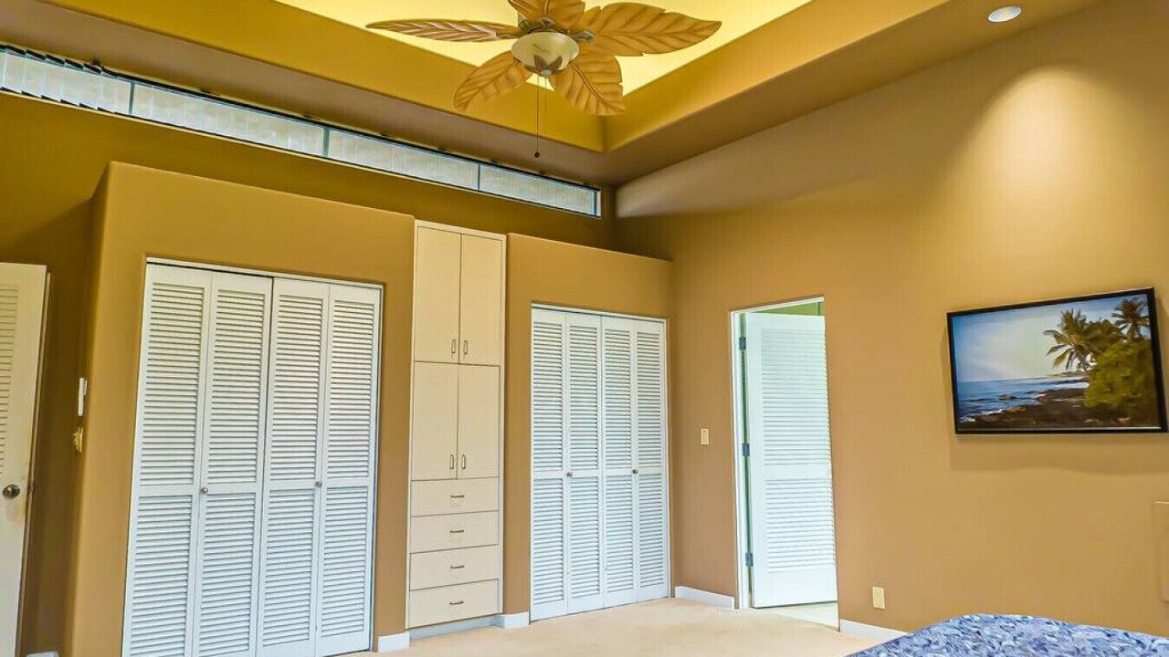 Photo of Bedroom in Kahaluu-Keauhou