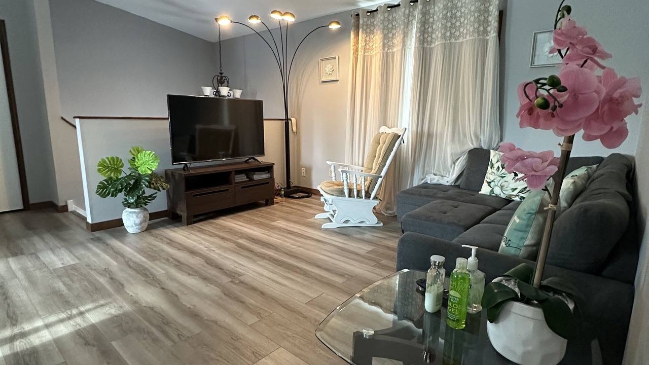 Photo of Livingroom in Shakopee