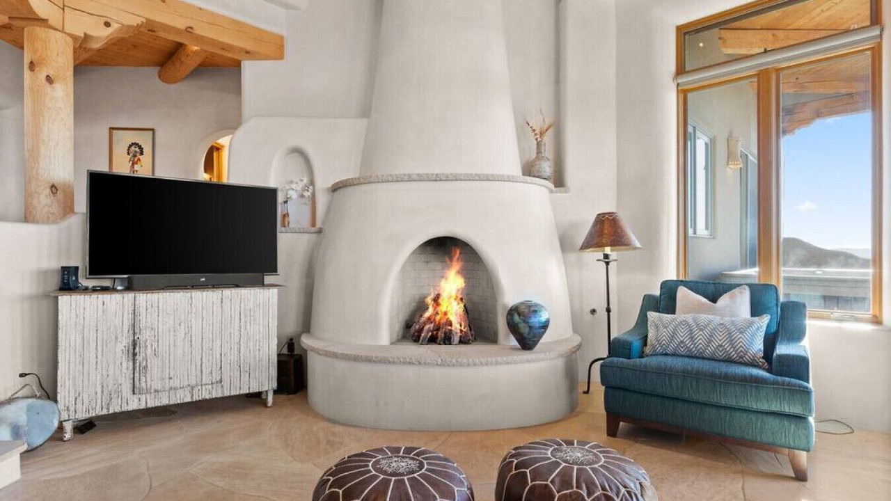 Photo of Livingroom in North Hills