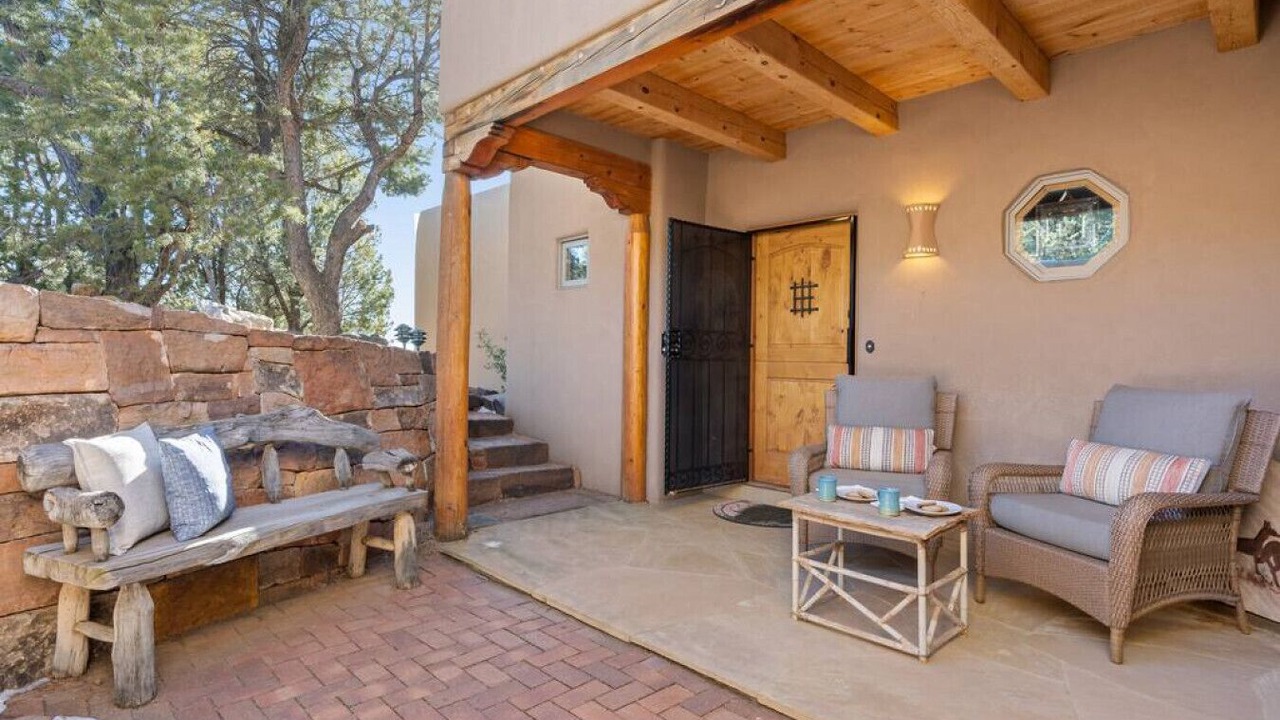 Photo of Patio Balcony in North Hills