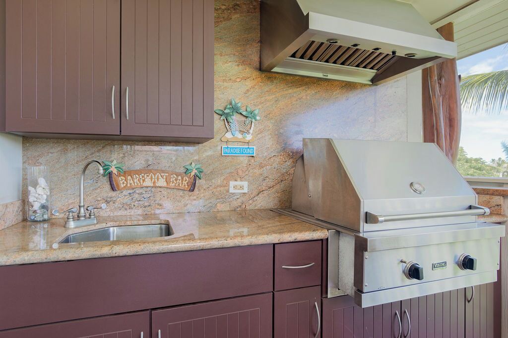 Photo of Kitchen in Waikoloa
