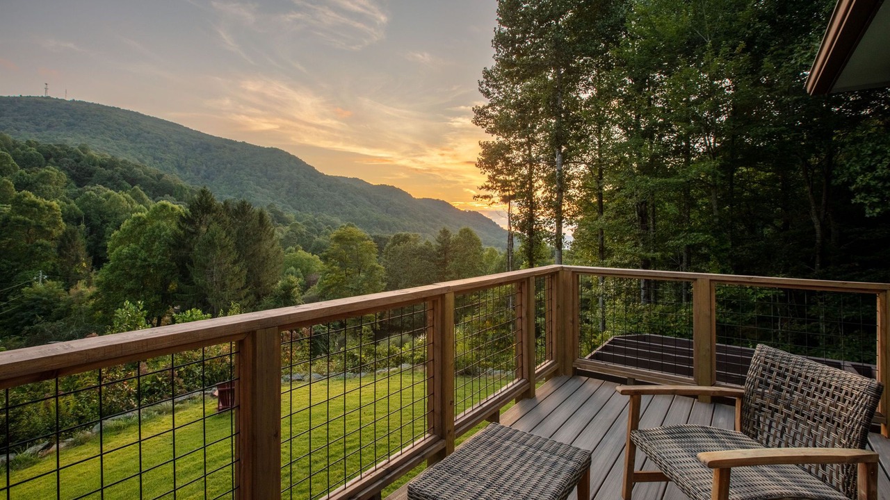 Photo of Patio Balcony in Fairview