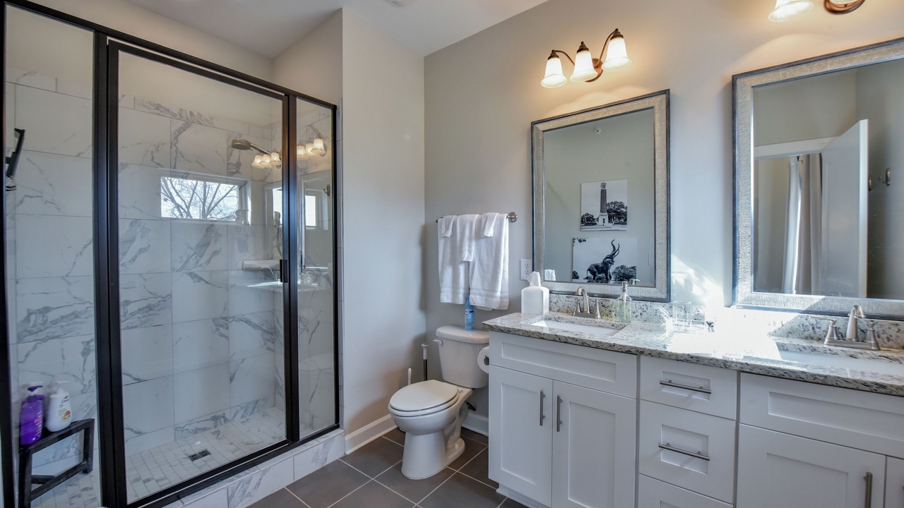 Photo of Bathroom in Tuscaloosa