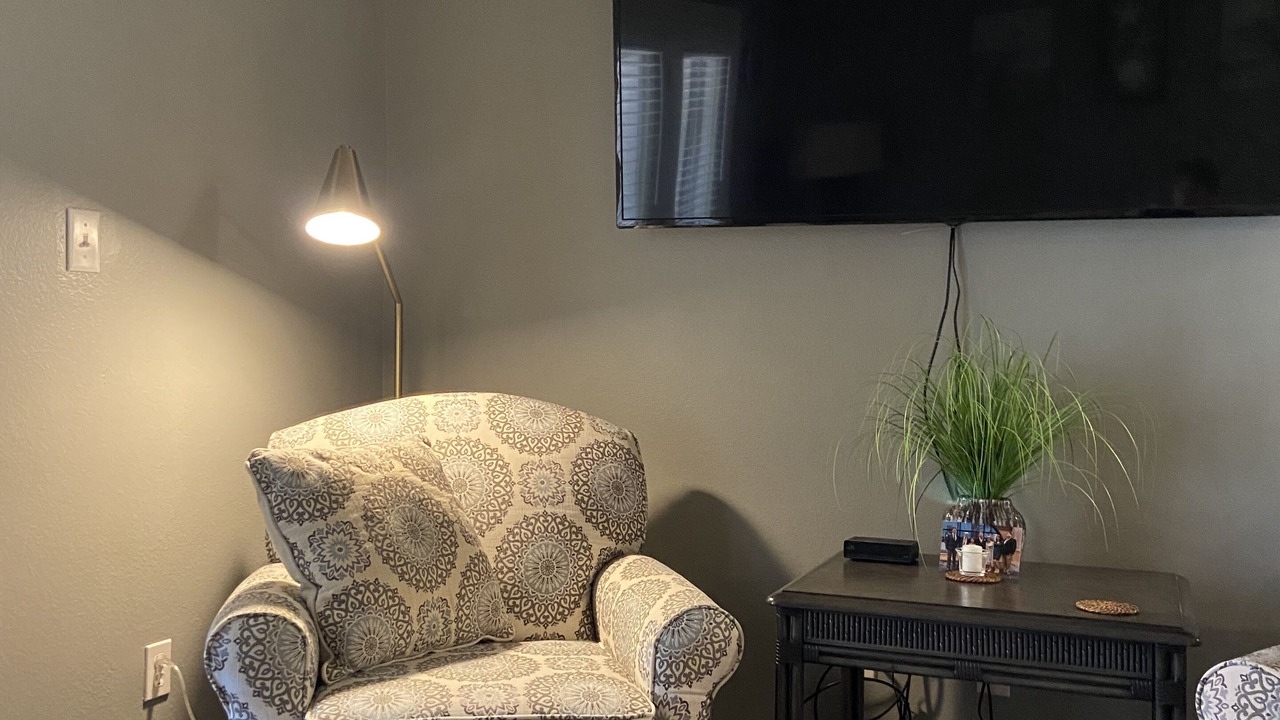Photo of Livingroom in Foley